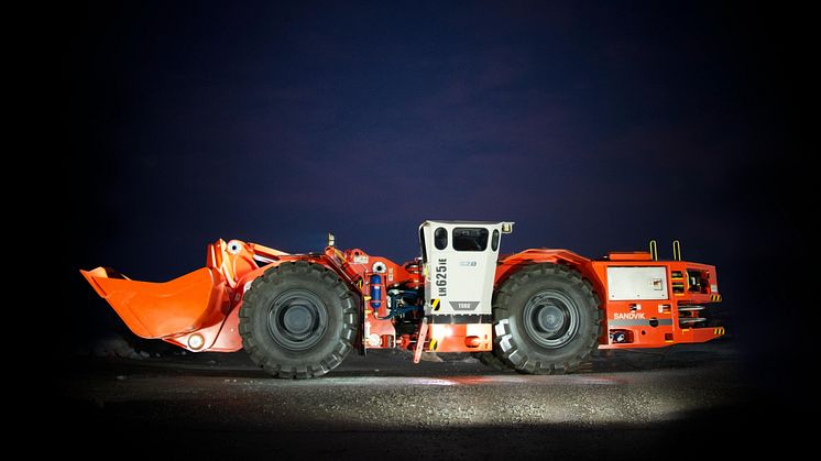 Sandvik uppgraderar sin största ellastmaskin Sandvik Toro LH625iE