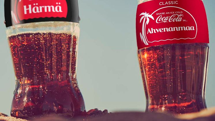 23 suomalaista lomakohdetta saa nimensä Coca-Colan kesäetiketteihin. Näihin kohteisiin suomalaiset voivat myös voittaa loman. 