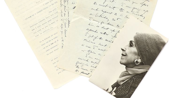 Karen Blixen, Denys Finch Hatton- 2 autographed letters. + Photograph of Karen Blixen.