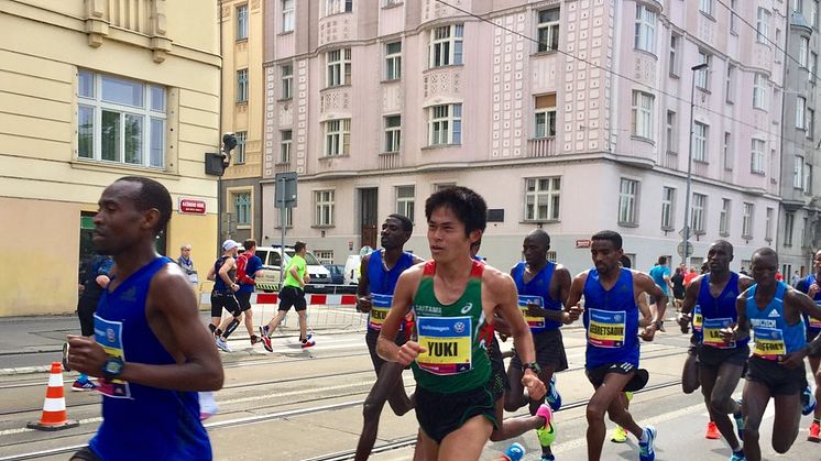 Yuki Kawauchi vill både ta banrekord och slåss om segern i årets ASICS Stockholm Marathon