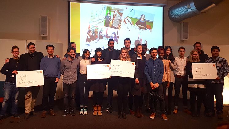 Vinnarna på årets Food Hackathon. Fyra priser delades ut: publikens val, den mest innovativa idén, idén som kan få störst betydelse för framtiden och idén med störst potential.
