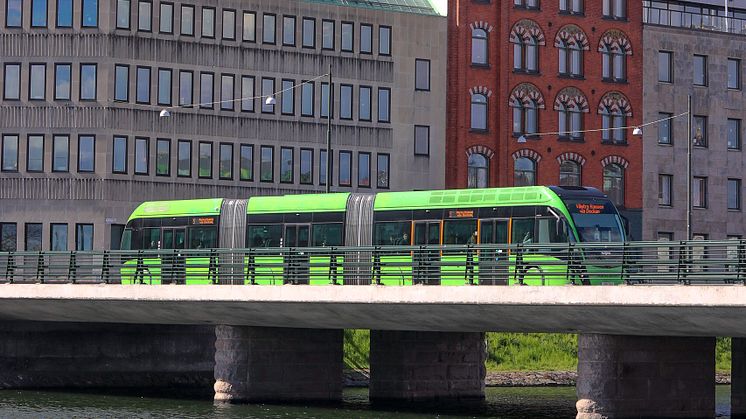 I Malmö stiger resandet i stadsbusstrafiken. En av de populäraste linjerna är linje 5 - också kallad MalmöExpressen
