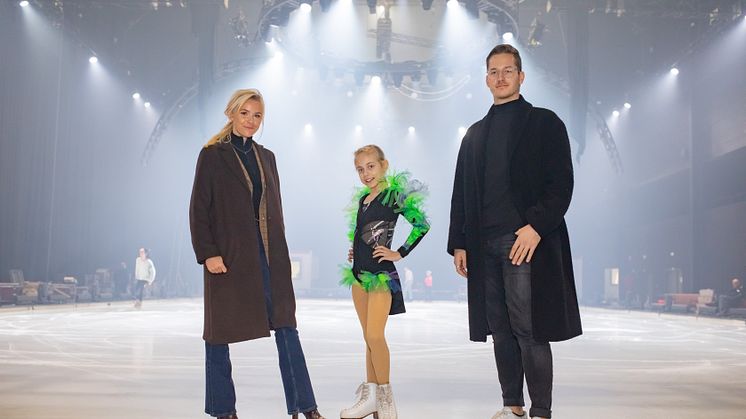 ACADEMY Talent Leony Hinz im Kostüm der Nachwuchsdesigner Jessie Wistorf und Carlo Kondring