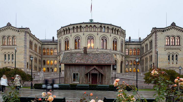 Stortinget og huset