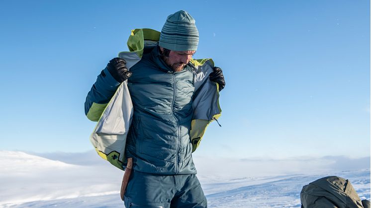 En skalljakke er en jakke som skal fungere som ditt beskyttende skall mot vær og vind. Foto: Hans Kristian Krogh-Hanssen