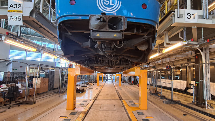 AWI Maskin AB startade 1983, för 40 år sedan, och under årets viktigaste mässa Elmia Nordic Rail vill de slå på stort och fira företagets framgångar.   Foto: AWI Maskin AB