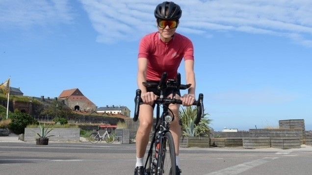 Anna samlar in pengar till diabetesforskningen genom att cykla genom Sverige