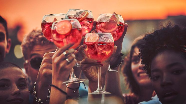 Med lav alkoholprosent: Drinken er både søt, frisk og lettdrikkelig. Foto: Bacardi Martini