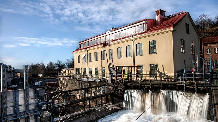 Byggnad 213, Kvarnbygatan 4 sett från Forsebron i Kvarnbyn