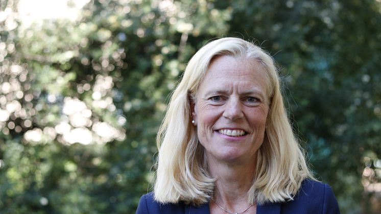 - Min ledningsfilosofi bygger på öppenhet, delaktighet, tydlighet och glädje, säger docent Yvonne Höglund Åkerlind, ny vd på Danderyds sjukhus.