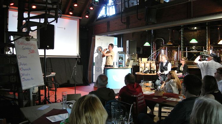 Ein Eindruck vom 1. Brandenburger Science Slam 2022 im Finsterwalder Brauhaus. (Bild: Dominique Franke-Sakuth)