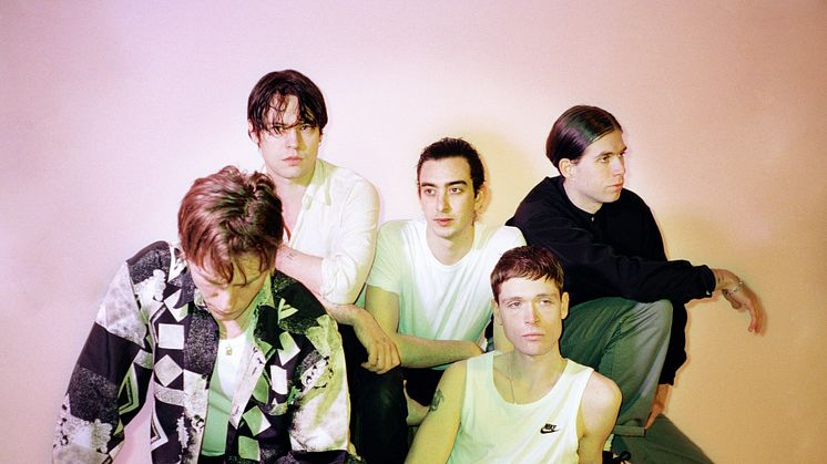 Iceage har i over ti år rykket grænserne for, hvordan deres musik kan lyde! Den 5. februar er de tilbage i Store VEGA med deres nye, mesterlige album Seek Shelter.