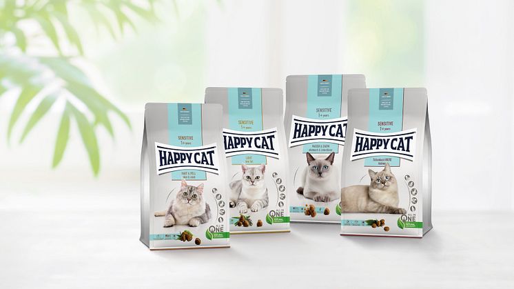 Die Happy Cat Sensitive-Sorten sind bekömmlich und gewährleisten die richtige Versorgung mit Vitaminen