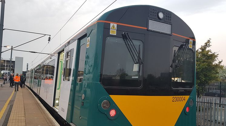 Class 230 train 230004 at Bedford station