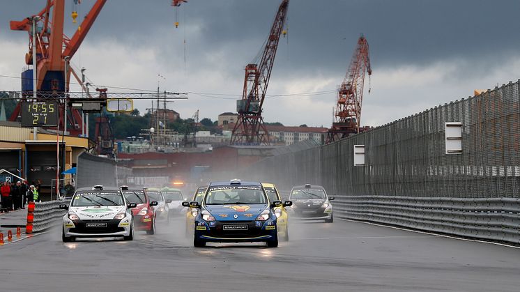 Händelserikt i Clio Cup – tre nya förare till Falkenberg