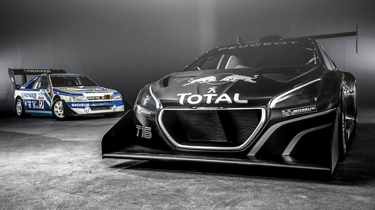 Sébastien Loeb på väg till toppen i Peugeot 208 T16 Pikes Peak!