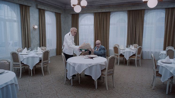 Roy Andersson, Waiter, edition 6, 2019