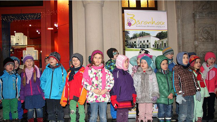 Der Bärenherz-Weihnachtsstand: Eine gelungene Veranstaltung in der Mädler-Passage