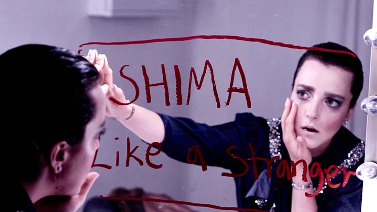 Högaktuella Shima Niavarani släpper singeln Like A Stranger idag 