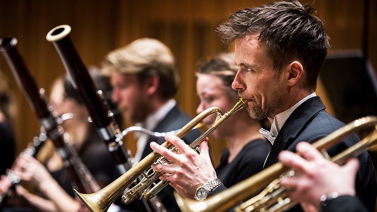 Västerås Sinfonietta ger kaffekonserter i Tillberga Medborgarhus och Bäckbyhuset