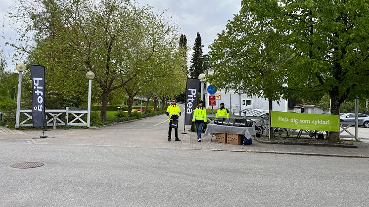 Mathias Keisu Kjell Norberg Sandra Flygare Baas Piteå kommun Badhusp.JPG