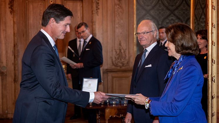  Stig Engström, met de koning en koningin van Zweden . Foto: Jonas Borg