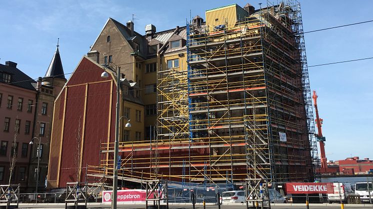 Skeppsbron 4 rustas upp