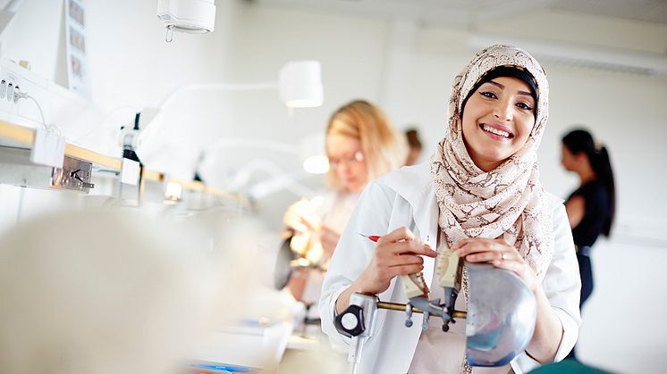 Klartecken för treårig tandhygienistutbildning