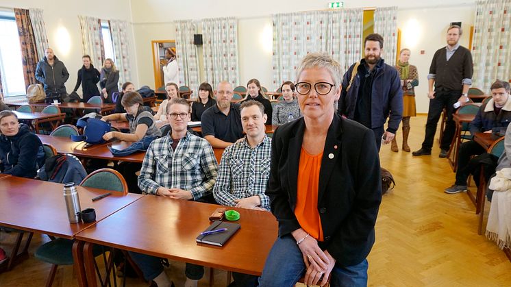 ​Riksdagsledamot och studenter diskuterade landsbygdslyft