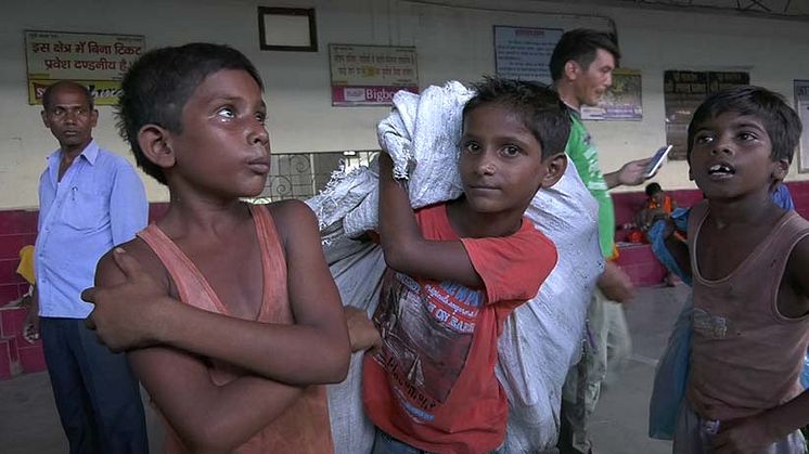 Från filmen "Barn till salu", inspelad i Indien, den första filmen i SVT's dokumentärserie "Varför slaveri".