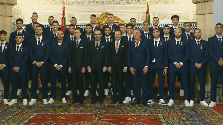 HM the King Receives Members of National Soccer Team, Decorates them with Royal Wissams