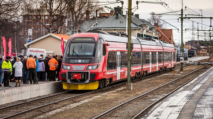 Modern motorvagn i Östersund