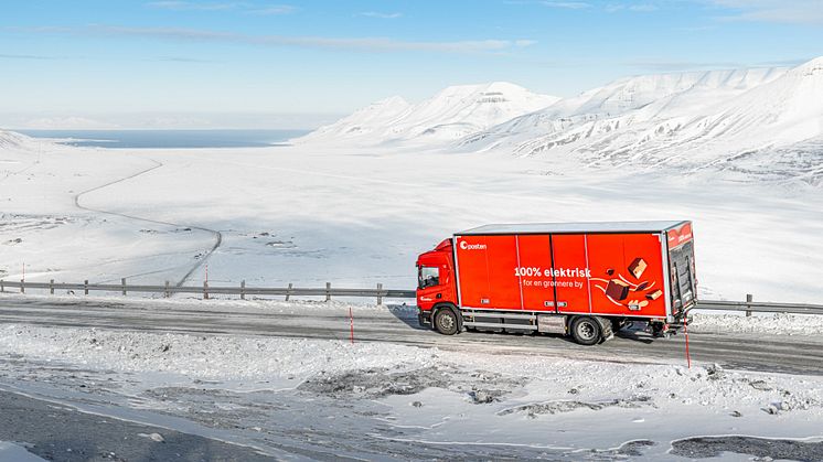 Helelektrisk post på Svalbard