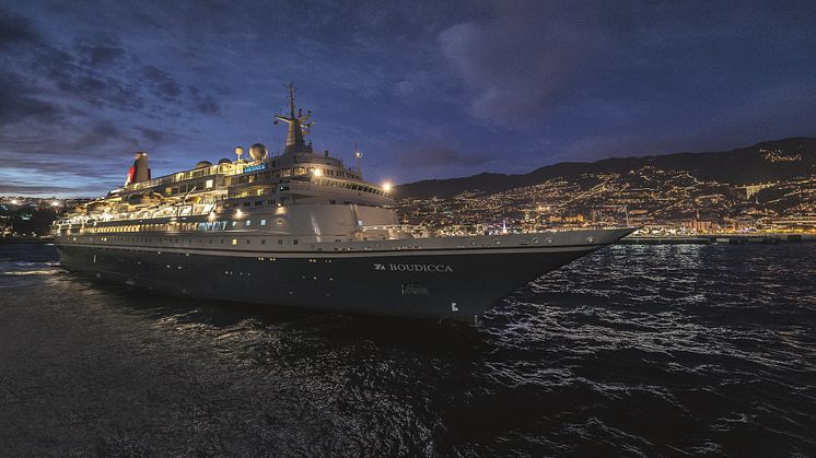 'Boudicca' at night