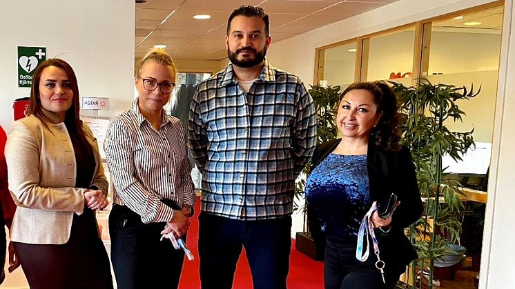 Maria Shahin, Jessie Eklöv, Ahmed Marrakchi och Paola Canepa har alla arbetsledande roller på Astar Solna Centrum.
