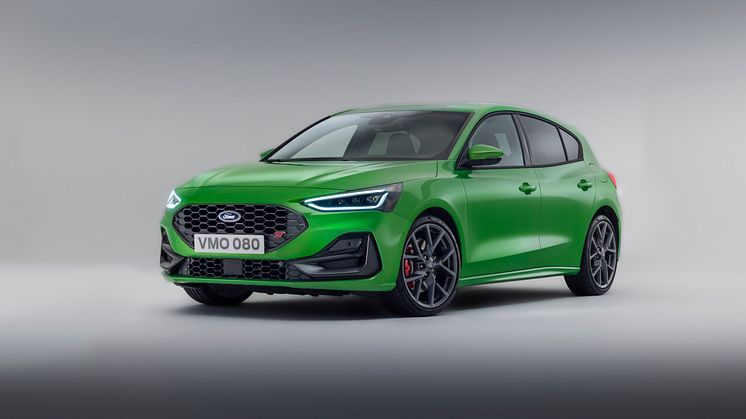 2021_FORD_FOCUS_ST_01