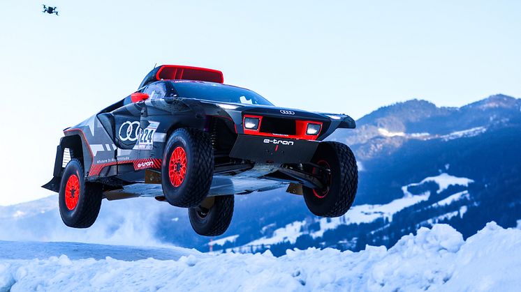 Ken Block tester Dakar-raceren Audi RS Q e-tron