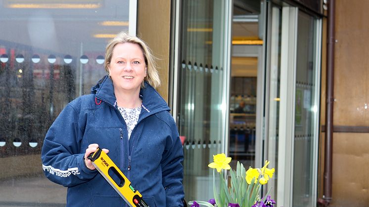 Eleonor Lindström, fastighetsförvaltare hos GöteborgsLokaler, har ansvarat för att genomföra inventeringen av torgens tillgänglighet. Foto: Jonas Hernstig