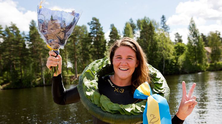 Andra raka för Annie Thorén i Vansbro Tjejsim. Foto: Mickan Palmqvist