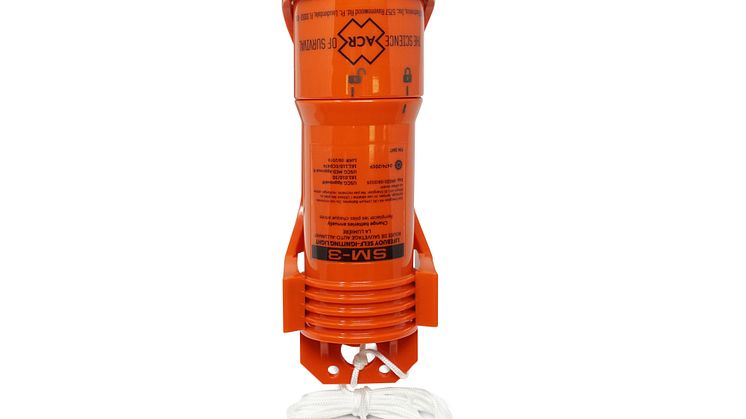 Hi-res image - ACR Electronics - The new ACR Electronics SM-3 Automatic Buoy Marker Light (with bracket and lanyard)