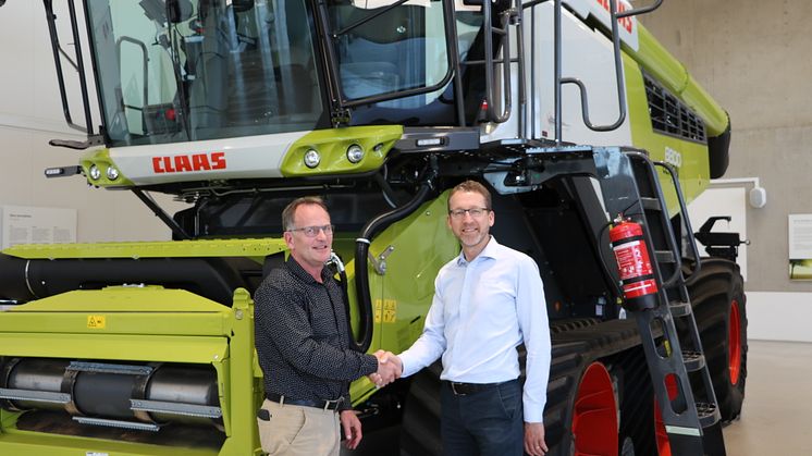 Anders Ivarsson, VD på Ivarssons i Metsjö AB och Hans-Christian Ripa, VD på Swedish Agro Machinery på Swedish Agro Machinerys huvudkontor i Skurup.