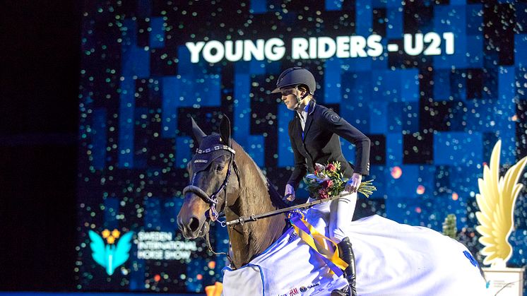 Michaela Gustaphson är en av de ungdomsryttare som tidigare vunnit under Sweden International Horse Show. Foto: Roland Thunholm