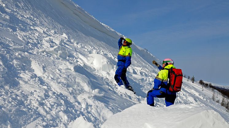 Säker snö - Svenska Skidanläggningar utbildar fler lavininstruktörer i helgen