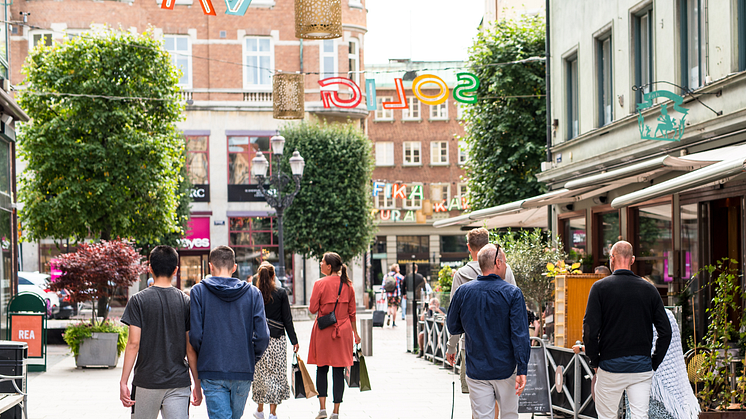 Torsdag 28 september är det shoppingkväll i Helsingborg city. Kullagatan förvandlas till en catwalk och kvällen bjuder på stil-snack, erbjudanden och tävlingar.