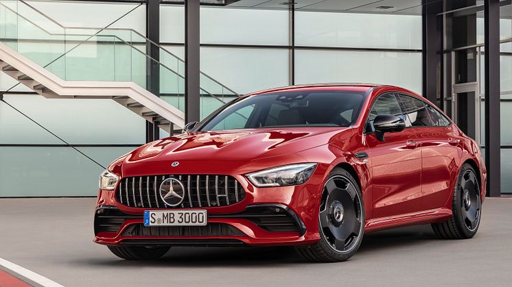 Nu lanseras även en 4-dörrarsversion av Mercedes-AMG GT.