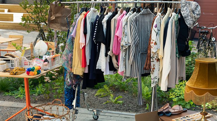 Black Friday Detox Day vill få fler att välja second hand framför fast fashion.