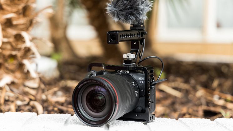 Canon EOS R5 -järjestelmäkamera