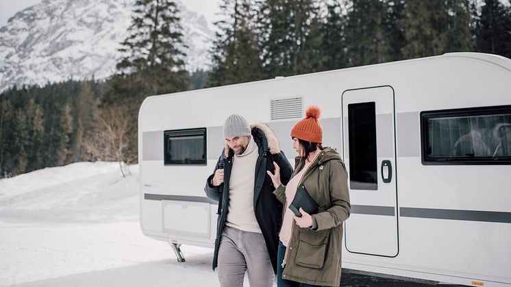 Möjligheten som ges med husvagn eller husbil fortsätter att locka nya köpare till branschen.