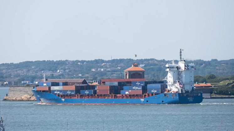 CMA CGM’s vessel Aries J entering the Port of Gothenburg. Image: Gothenburg Port Authority.