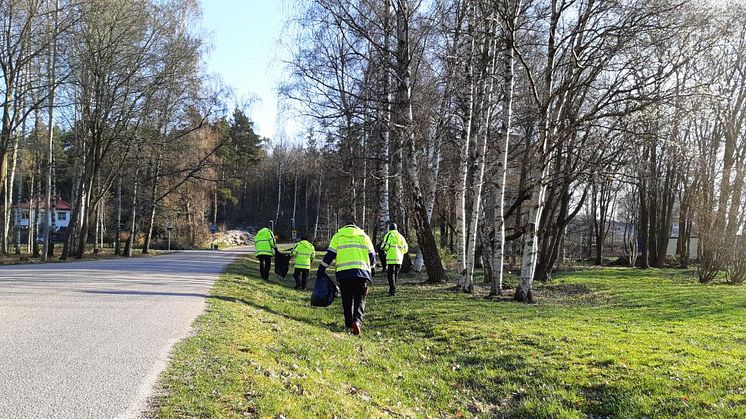 Arbetslag från park- och naturförvaltningen gör vårfint runt om i Göteborg. Foto: Park- och naturförvaltningen